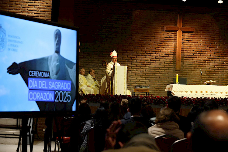 Ceremonia Sagrado Corazon UC