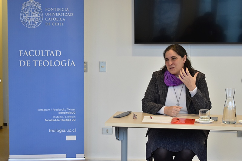 Linda Pocher en la UC